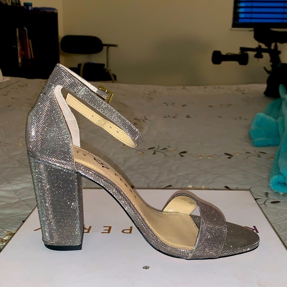 Katy Perry sparkly heel